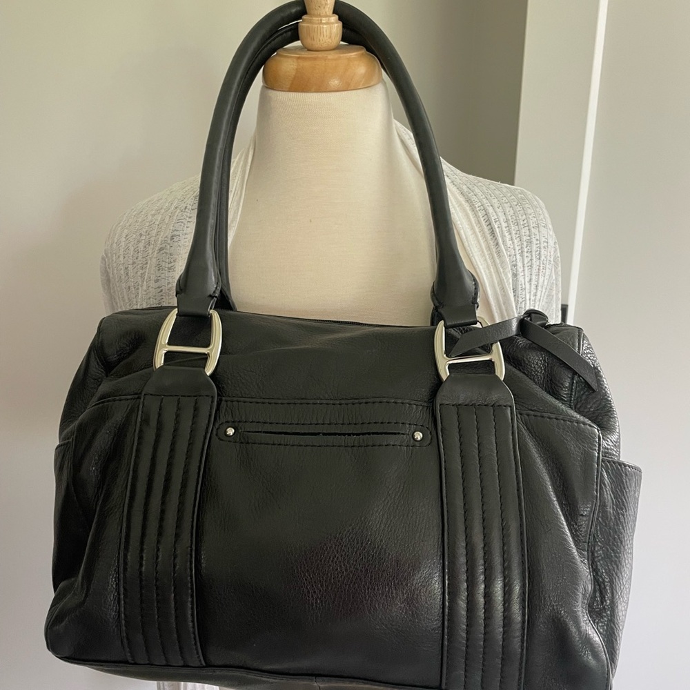 Gorgeous buttery soft black leather satchel - Like New Condition - Picture 2 of 9